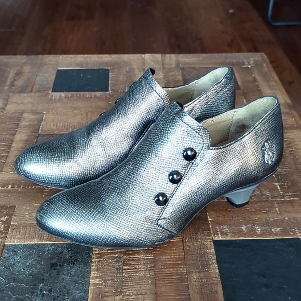 FLY London Shoes